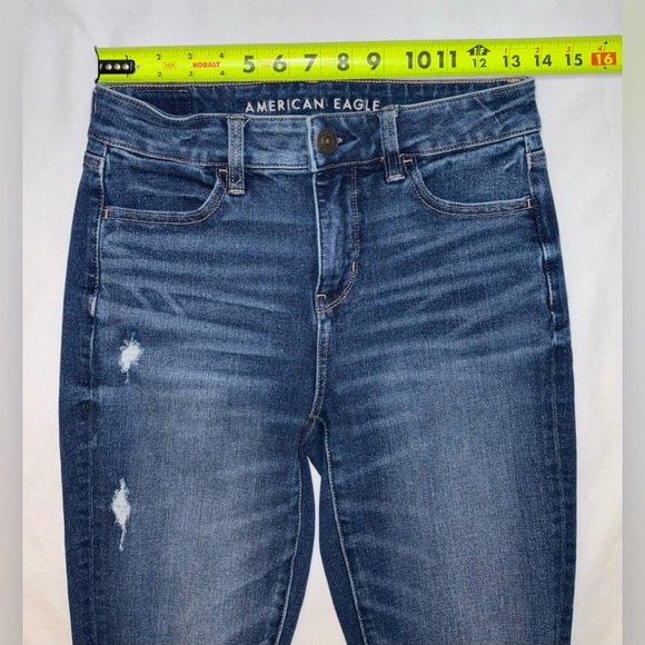 American Eagle Size 4 Dark Wash Distressed Hi Rise Skinny Jegging Jeans - Picture 2 of 10